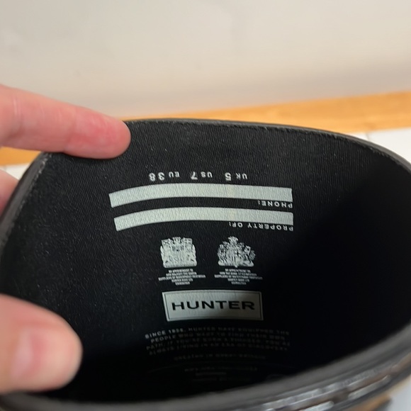 Hunter Rain Boots ☔️ 16” tall, size W7. Fits 7-7.5. - Picture 2 of 7